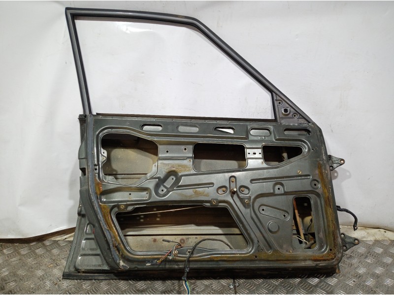Recambio de puerta delantera izquierda para maserati biturbo 425 referencia OEM IAM   