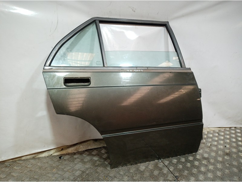 Recambio de puerta trasera derecha para maserati biturbo 425 referencia OEM IAM   