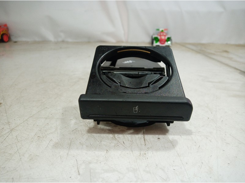 Recambio de moldura para audi a4 avant (8e) 1.9 tdi (96kw) referencia OEM IAM 8E1862534J 8E1862534J 8E1862534