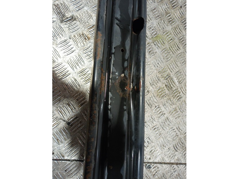 Recambio de refuerzo paragolpes trasero para chrysler voyager (rg) 2.8 crd executive referencia OEM IAM   