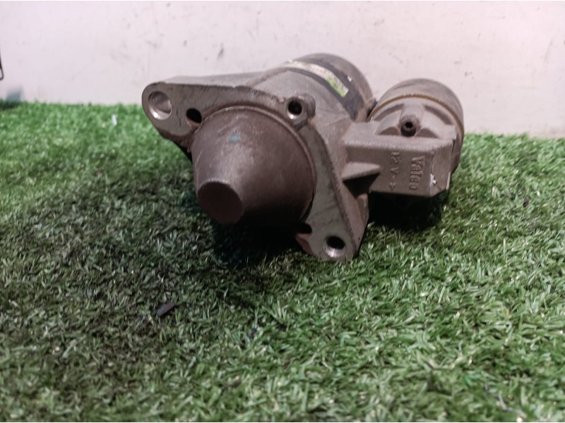 Recambio de motor arranque para renault clio ii fase ii (b/cb0) referencia OEM IAM 867838 867838 D7E1