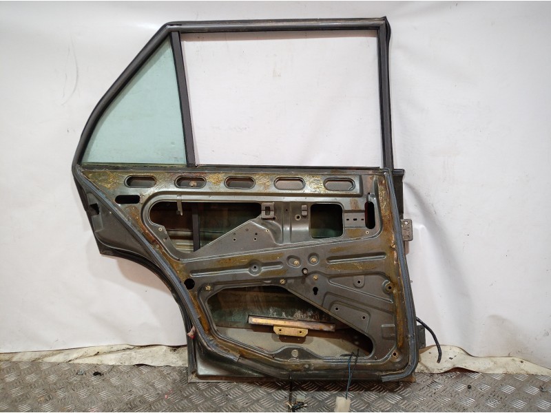 Recambio de puerta trasera izquierda para maserati biturbo 425 referencia OEM IAM   