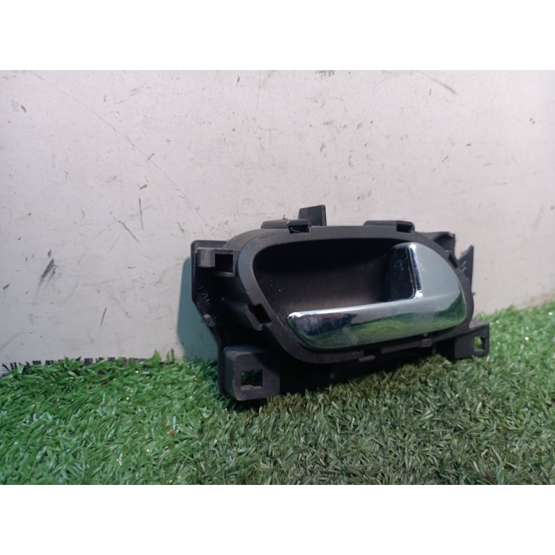 Recambio de maneta interior trasera derecha para citroën c4 berlina lx referencia OEM IAM 100127386 100127386 9643531