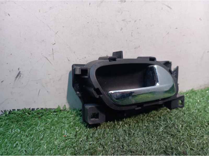 Recambio de maneta interior trasera derecha para citroën c4 berlina lx referencia OEM IAM 100127386 100127386 9643531