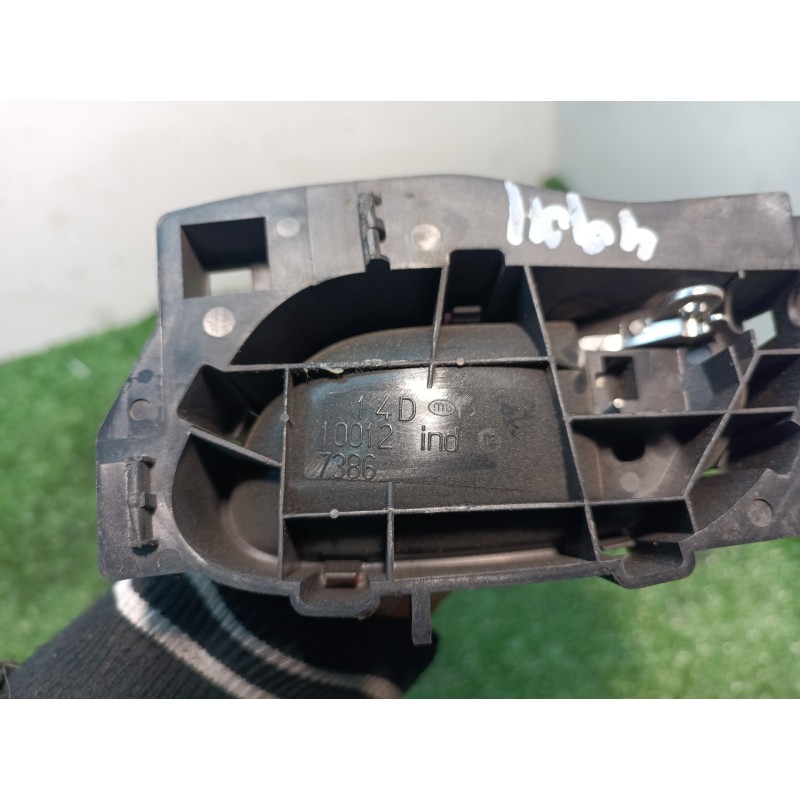 Recambio de maneta interior trasera derecha para citroën c4 berlina lx referencia OEM IAM 100127386 100127386 9643531