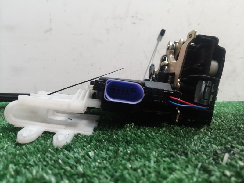 Recambio de cerradura puerta delantera izquierda para seat altea (5p1) hot referencia OEM IAM 18800018105 18800018105 1880001810