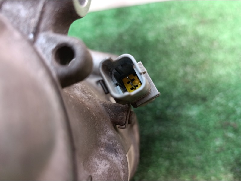 Recambio de compresor aire acondicionado para renault clio iii 20 aniversario referencia OEM IAM 8200819568 8200819568 SD6V12