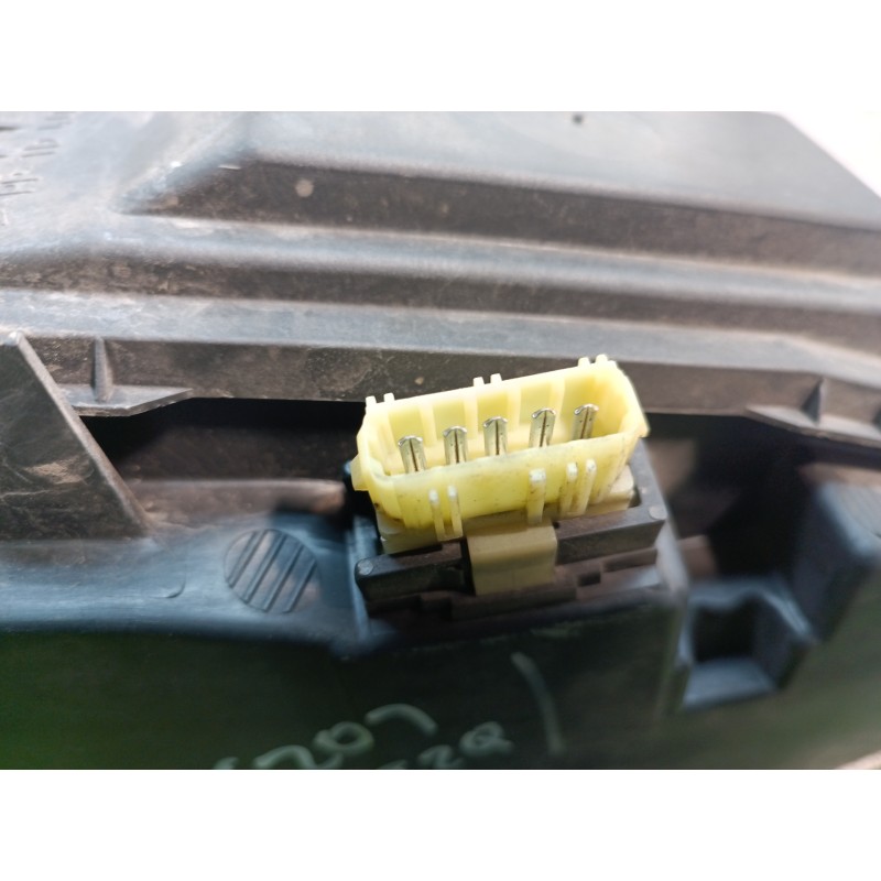 Recambio de faro izquierdo para citroën xantia berlina 1.8 16v sx referencia OEM IAM 88205035G 88205035G 88205035