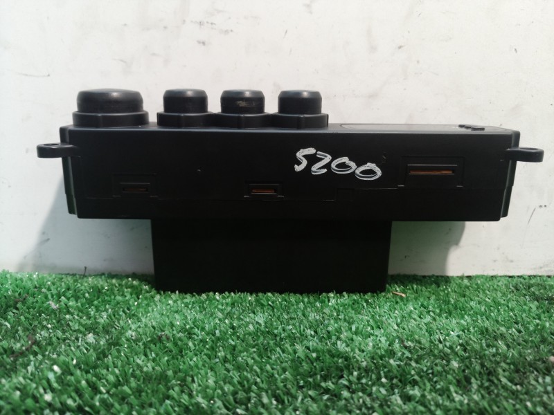 Recambio de warning para kia sportage re referencia OEM IAM   