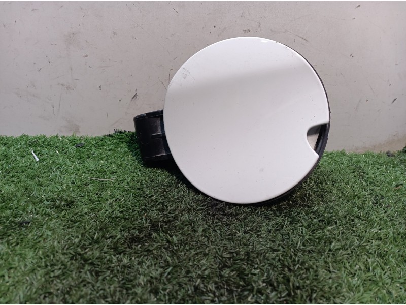 Recambio de tapa exterior combustible para peugeot 208 active referencia OEM IAM 967390598000 967390598000 96547501