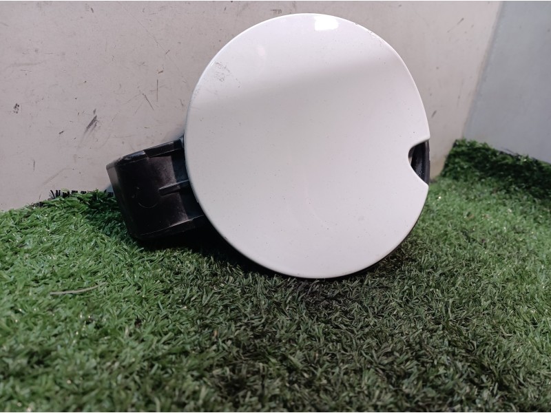 Recambio de tapa exterior combustible para peugeot 208 active referencia OEM IAM 967390598000 967390598000 96547501