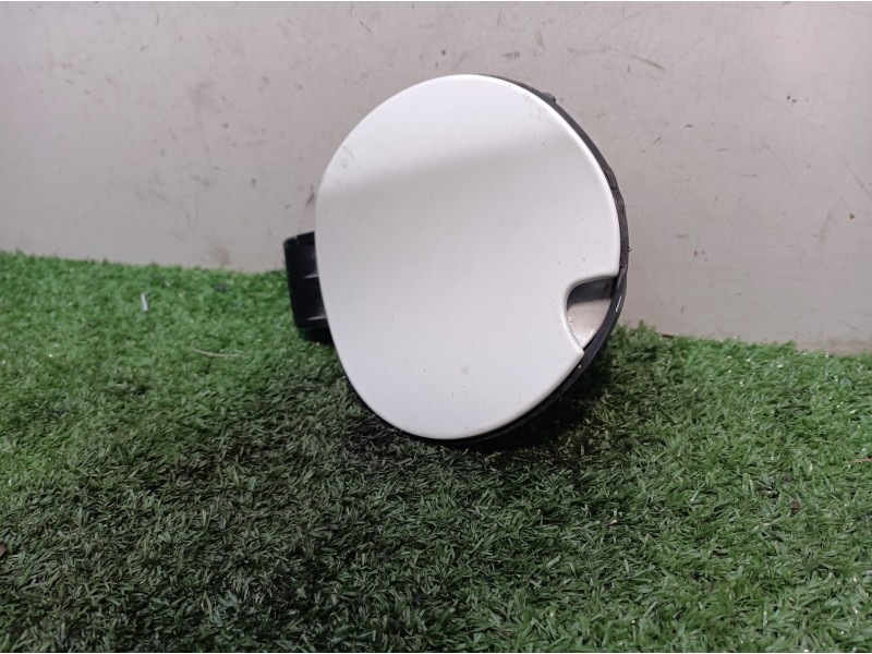 Recambio de tapa exterior combustible para peugeot 208 active referencia OEM IAM 967390598000 967390598000 96547501