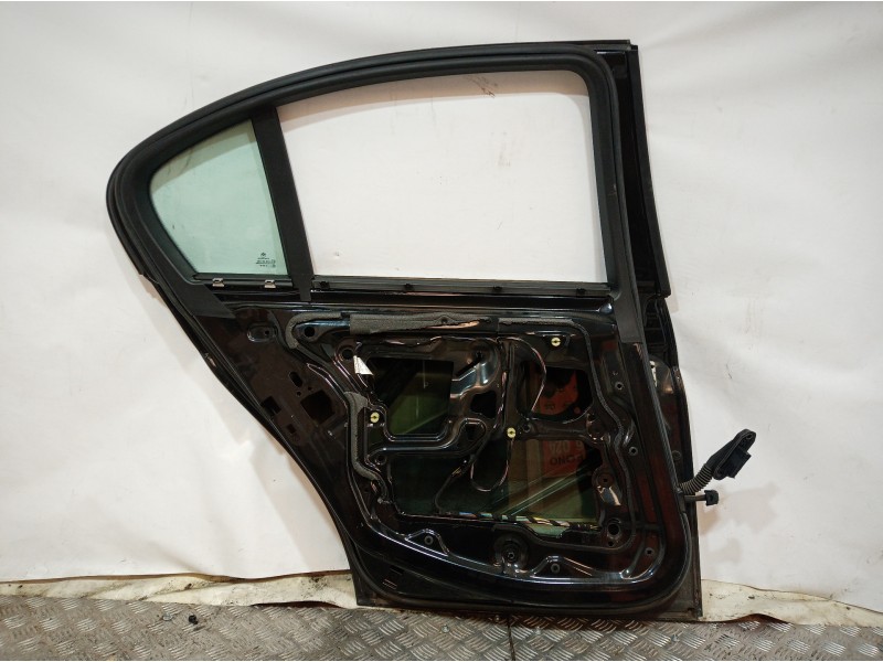 Recambio de puerta trasera izquierda para bmw serie 3 berlina (e90) 316d referencia OEM IAM   