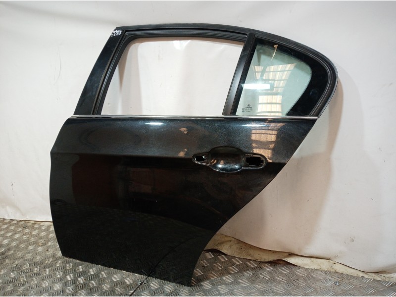 Recambio de puerta trasera izquierda para bmw serie 3 berlina (e90) 316d referencia OEM IAM   