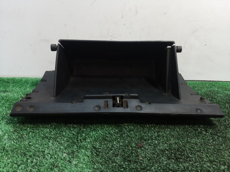 Recambio de guantera para kia sportage re referencia OEM IAM   