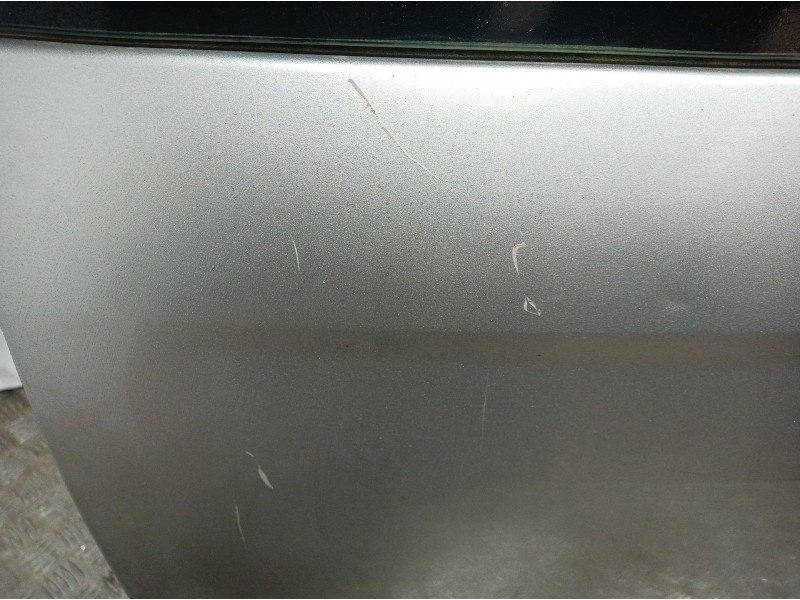 Recambio de porton trasero para chrysler voyager (rg) 2.8 crd executive referencia OEM IAM   