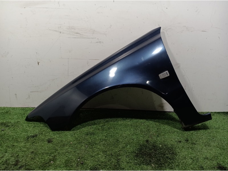 Recambio de aleta delantera izquierda para volvo v40 familiar 1.9 d+ (85kw) referencia OEM IAM   