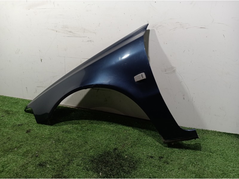 Recambio de aleta delantera izquierda para volvo v40 familiar 1.9 d+ (85kw) referencia OEM IAM   