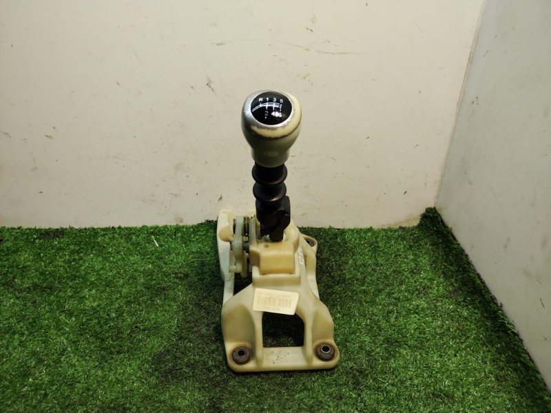 Recambio de palanca cambio para kia cee´d emotion referencia OEM IAM 437001H400 437001H400 437001H400