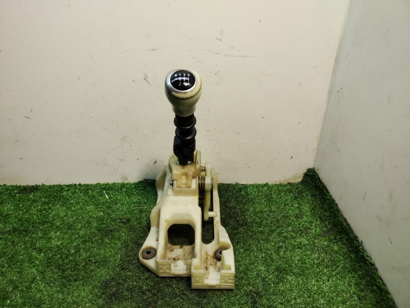 Recambio de palanca cambio para kia cee´d emotion referencia OEM IAM 437001H400 437001H400 437001H400