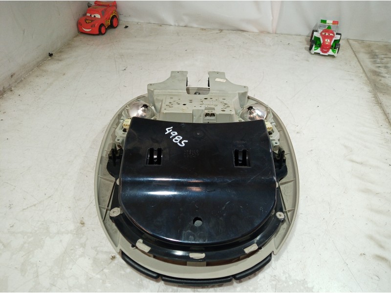 Recambio de luz interior para chrysler voyager (rg) 2.8 crd executive referencia OEM IAM 04685699AC 04685699AC 04685699