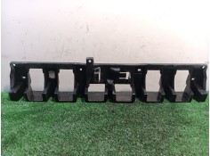 Recambio de molduras traseras para volvo c30 1.6 d drive kinetic referencia OEM IAM 30657221 30657221 30657221