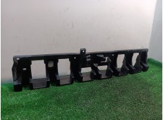 Recambio de molduras traseras para volvo c30 1.6 d drive kinetic referencia OEM IAM 30657221 30657221 30657221 2