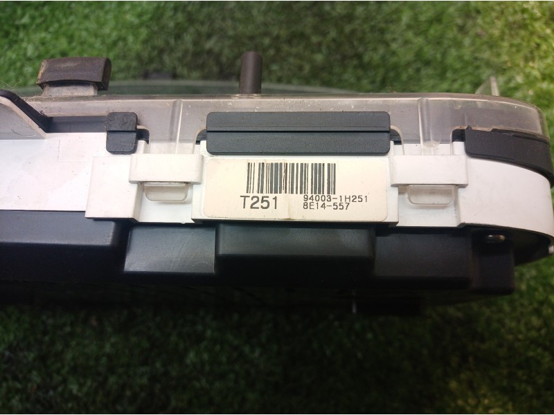 Recambio de cuadro instrumentos para kia cee´d emotion referencia OEM IAM 940031H251 940031H251 940031H251