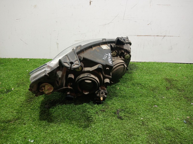 Recambio de faro izquierdo para mahindra xuv 500 xuv 500 fwd w6 referencia OEM IAM   