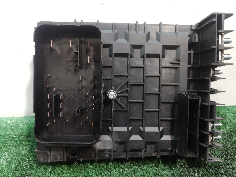 Recambio de caja reles / fusibles para seat altea (5p1) sport referencia OEM IAM 1K0937125 1K0937125 1718307