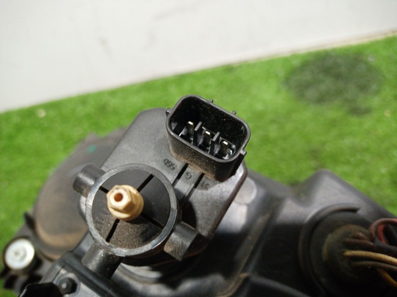 Recambio de faro izquierdo para mahindra xuv 500 xuv 500 fwd w6 referencia OEM IAM   