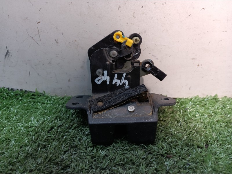 Recambio de cerradura maletero / porton para hyundai getz (tb) 1.5 crdi referencia OEM IAM   