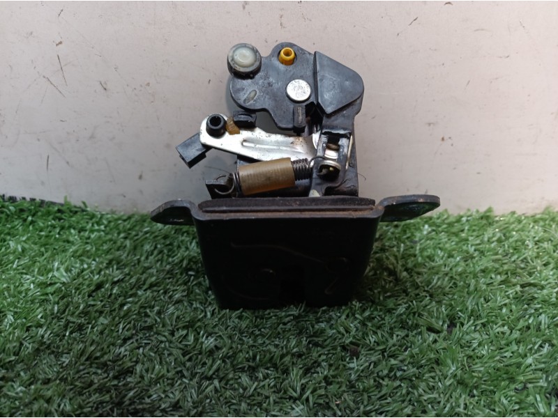 Recambio de cerradura maletero / porton para hyundai getz (tb) 1.5 crdi referencia OEM IAM   