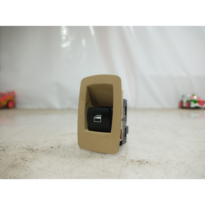 Recambio de mando elevalunas trasero derecho para bmw serie 3 berlina (e90) 316d referencia OEM IAM 6945876 6945876 6945876