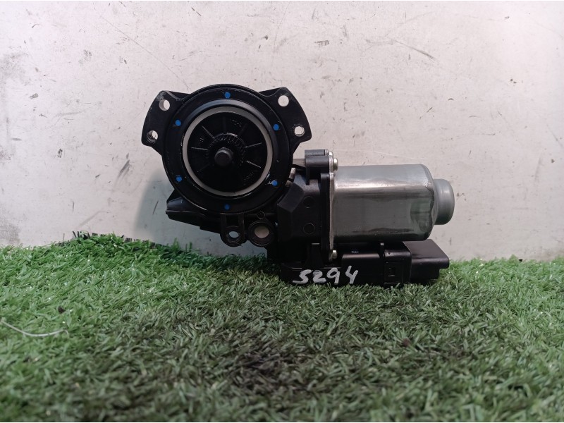 Recambio de motor elevalunas delantero derecho para kia cee´d emotion referencia OEM IAM 402184A 402184A 440850C