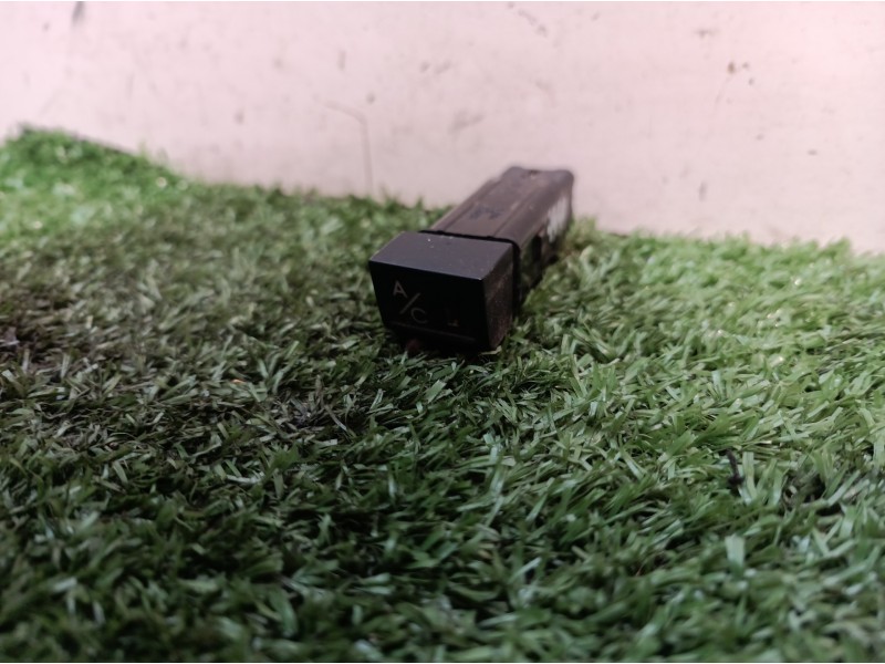 Recambio de interruptor para hyundai getz (tb) 1.5 crdi referencia OEM IAM 972591C000 972591C000 621W01391