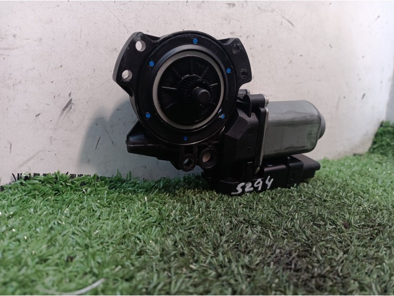 Recambio de motor elevalunas delantero derecho para kia cee´d emotion referencia OEM IAM 402184A 402184A 440850C