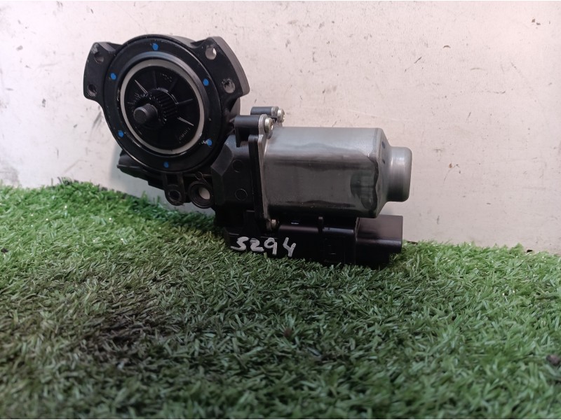 Recambio de motor elevalunas delantero derecho para kia cee´d emotion referencia OEM IAM 402184A 402184A 440850C