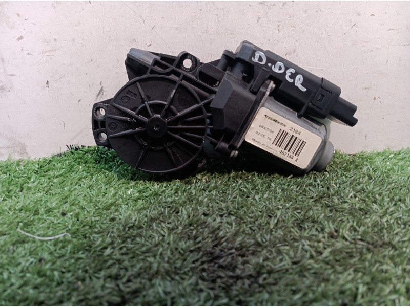 Recambio de motor elevalunas delantero derecho para kia cee´d emotion referencia OEM IAM 402184A 402184A 440850C