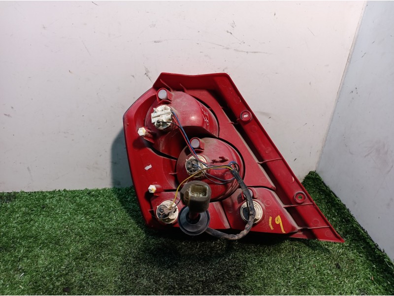 Recambio de piloto trasero derecho para daewoo kalos 1.2 se referencia OEM IAM   