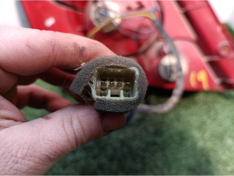 Recambio de piloto trasero derecho para daewoo kalos 1.2 se referencia OEM IAM   