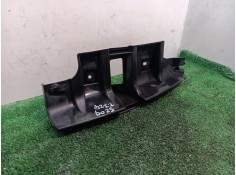 Recambio de molduras traseras para volvo c30 1.6 d drive kinetic referencia OEM IAM 30657218 30657218 30657218 2