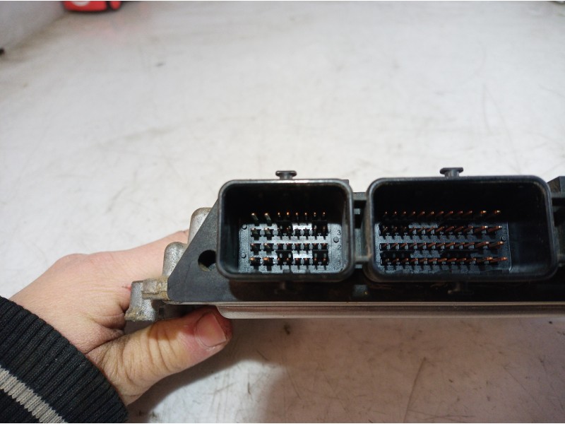 Recambio de centralita motor uce para peugeot 206 berlina referencia OEM IAM 0261208901 0261208901 0261208901