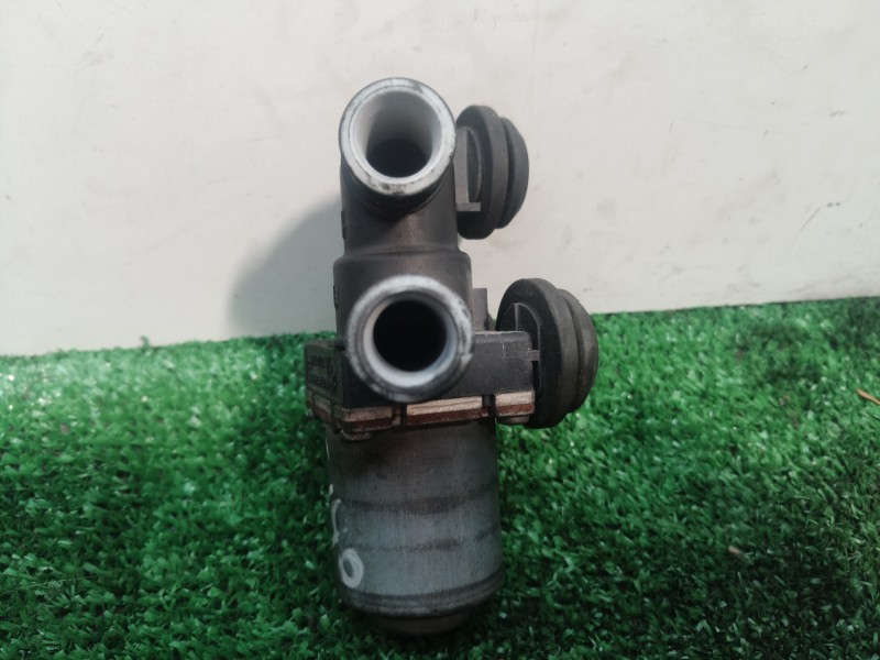 Recambio de valvula intercambio de calefaccion para bmw serie 3 berlina (e46) 318i referencia OEM IAM 64118369805 64118369805 64