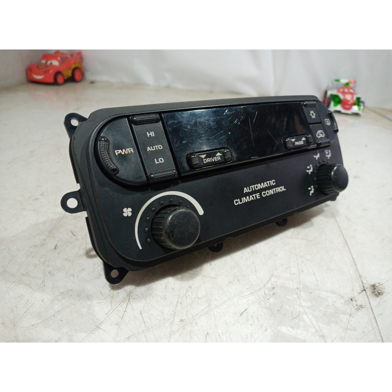 Recambio de mando climatizador para chrysler voyager (rg) 2.8 crd executive referencia OEM IAM P05127379AA P05127379AA P05127379