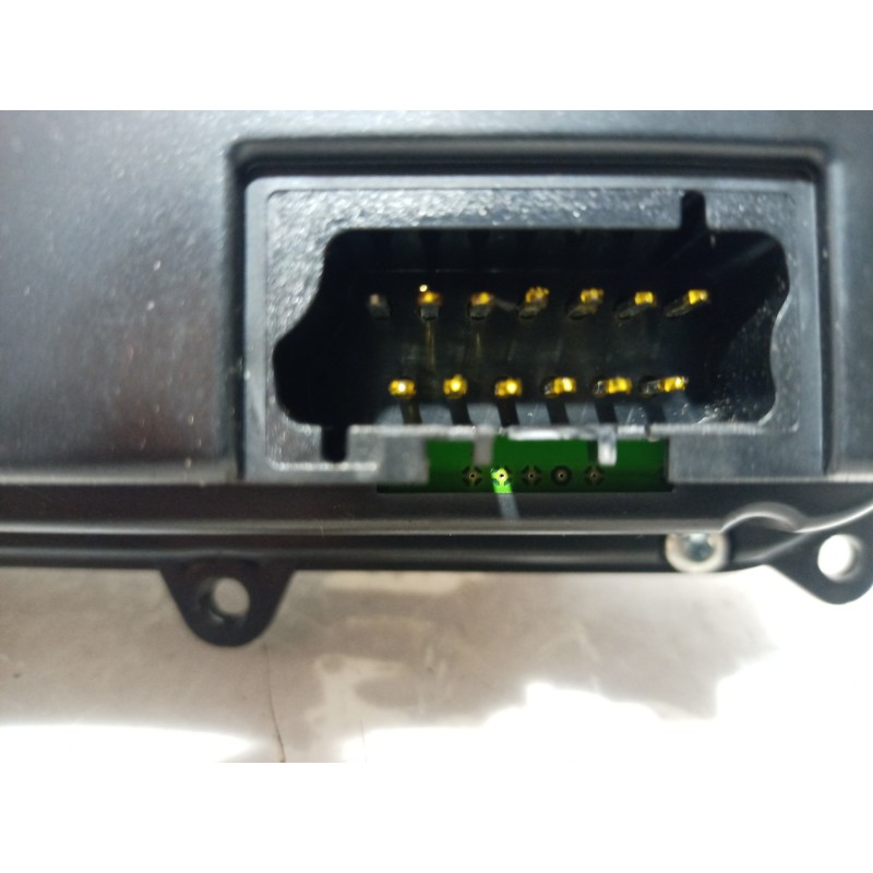 Recambio de mando climatizador para chrysler voyager (rg) 2.8 crd executive referencia OEM IAM P05127379AA P05127379AA P05127379