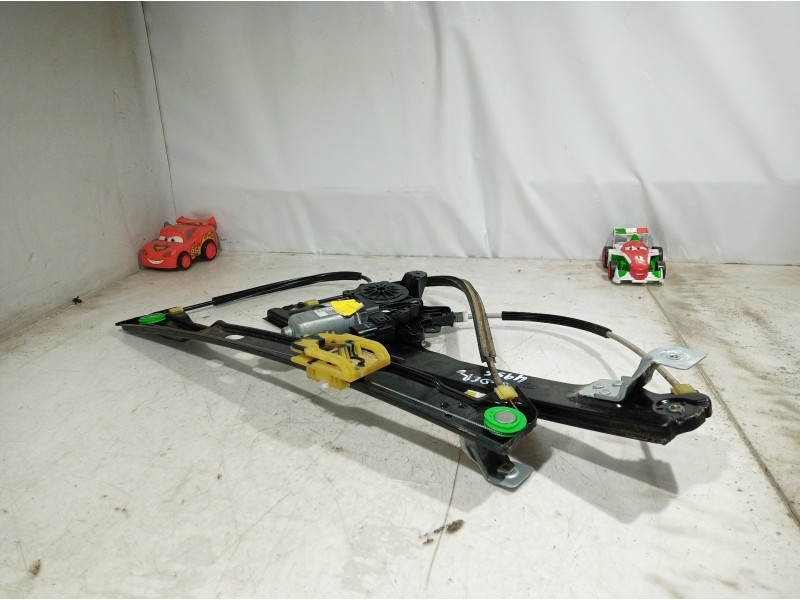 Recambio de elevalunas delantero derecho para ford c-max edition referencia OEM IAM WR12729 WR12729 WR12729