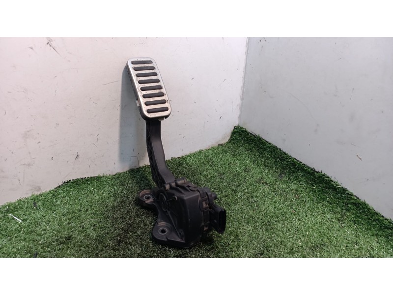 Recambio de pedal acelerador para kia cee´d emotion referencia OEM IAM 32700XXXXX  
