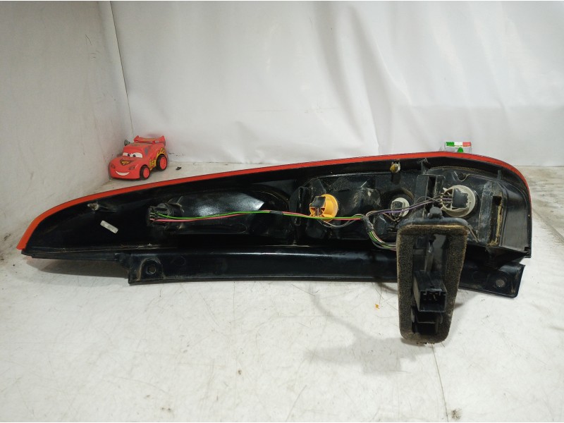 Recambio de piloto trasero izquierdo para ford fiesta (cbk) referencia OEM IAM 6S6113405 6S6113405 6S6113405