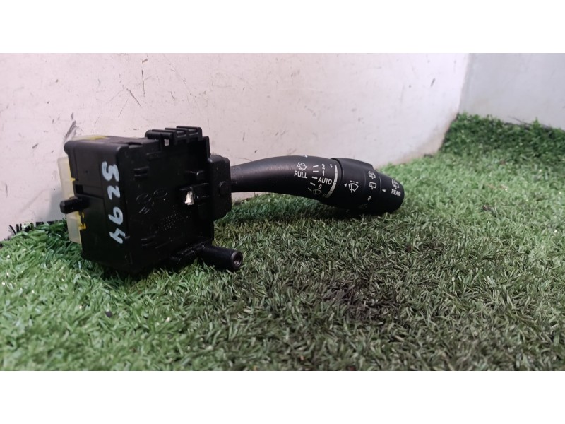 Recambio de mando limpia para kia cee´d emotion referencia OEM IAM 3693PA 3693PA 934201H300